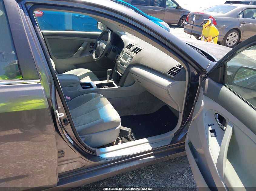 2008 Toyota Camry Hybrid VIN: JTNBB46K483046147 Lot: 45300418