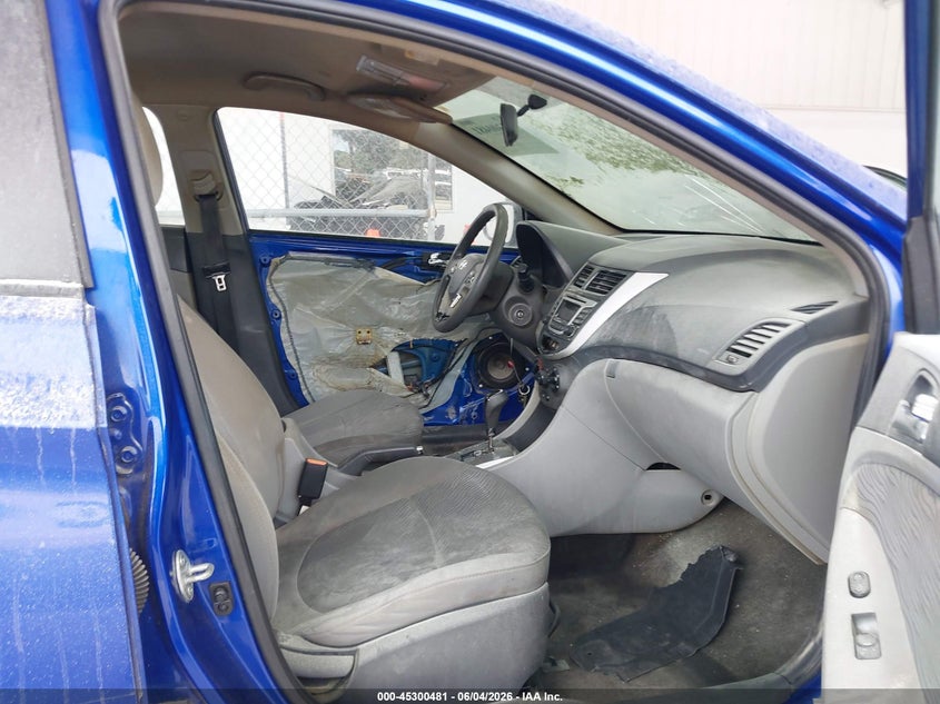 2014 Hyundai Accent Gls VIN: KMHCU4AE3EU608190 Lot: 45300481