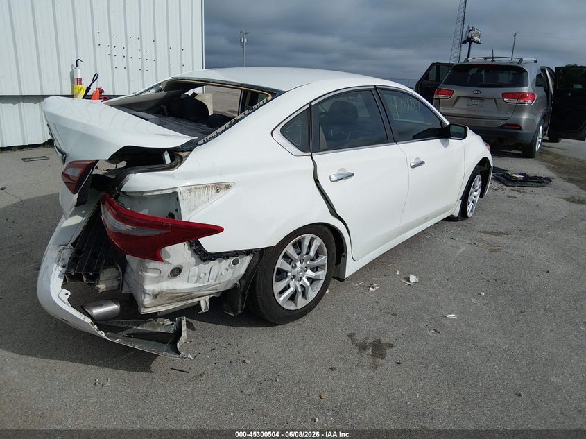 Vin: 1n4al3ap4jc142625, lot: 45798367, nissan altima 2.5 s 20184