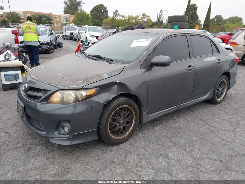 Vin: 2t1bu4ee1bc670156, lot: 45798377, toyota corolla s 20112