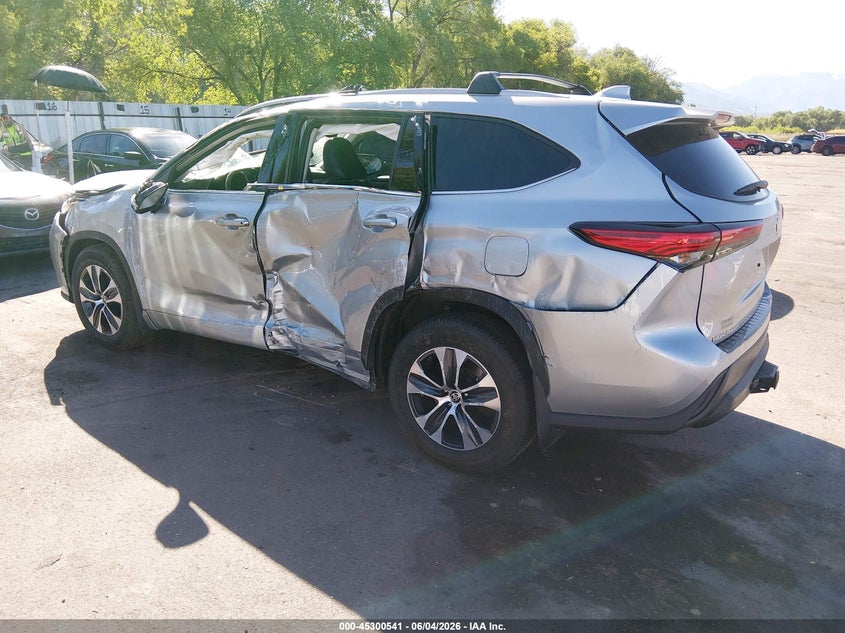 Vin: 5tdhzrbh3ns583300, lot: 45798404, toyota highlander xle 20223