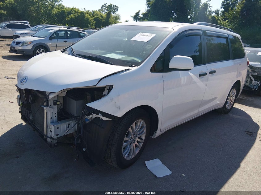 Vin: 5tdyk3dc7es516346, lot: 45798425, toyota sienna xle v6 8 passenger 20142