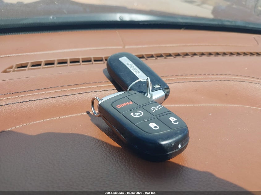 2019 Jeep Grand Cherokee Summit VIN: 1C4RJFJG4KC634755 Lot: 45300587