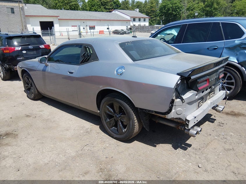 Vin: 2c3cdzag4hh600744, lot: 45798565, dodge challenger sxt 20173