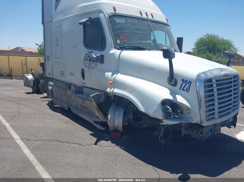 2017 FREIGHTLINER CASCADIA 125 auction photo 1