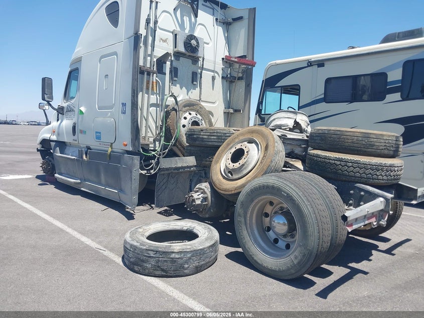 2017 FREIGHTLINER CASCADIA 125 auction photo 3