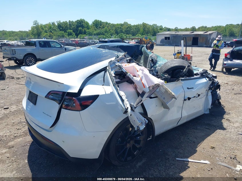 Vin: 7saygaee4pf757796, lot: 45798742, tesla model y awd/long range dual motor all-wheel drive 20234