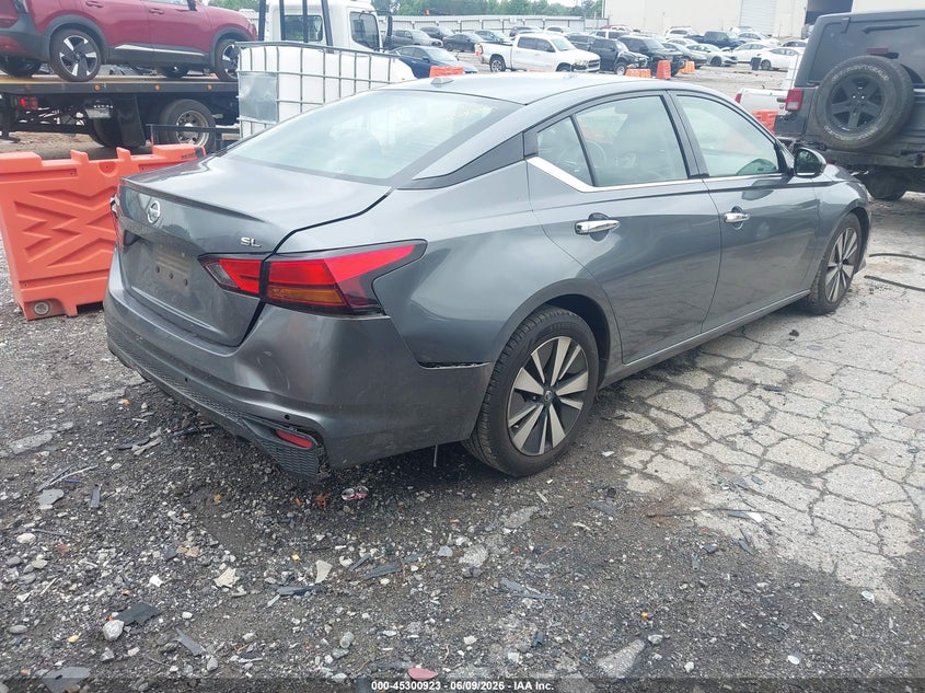 2019 NISSAN ALTIMA auction photo 4