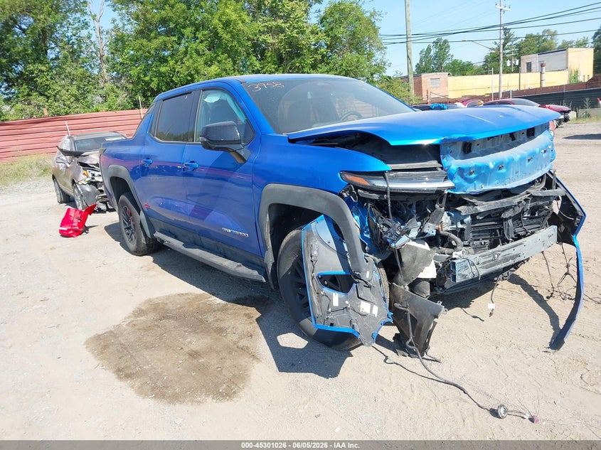 2025 CHEVROLET SILVERADO EV auction photo 1