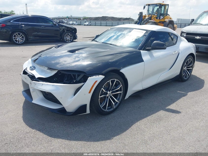 WZ1DB2C06MW038081 2021 Toyota Gr Supra 2.0 photo 1