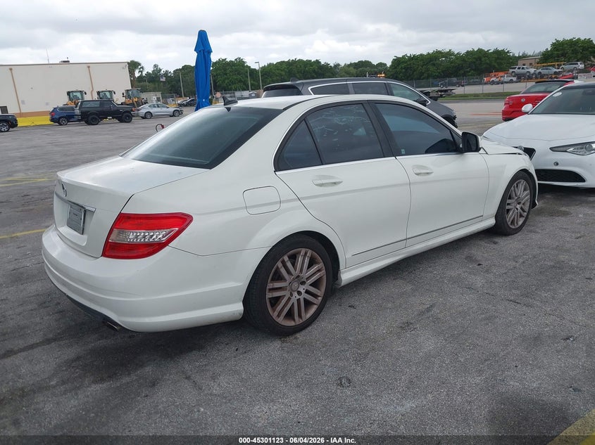 2008 MERCEDES-BENZ C 300 auction photo 4