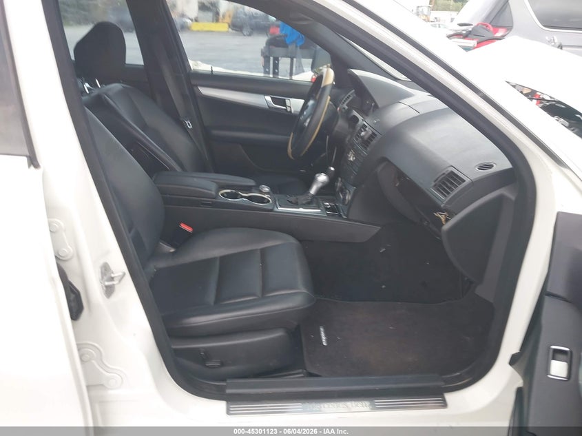2008 MERCEDES-BENZ C 300 auction photo 5