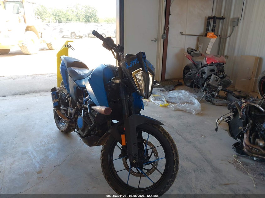 2022 KTM 390 auction photo 2
