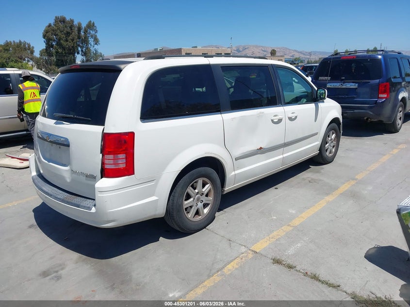 Vin: 2a4rr5d16ar266220, lot: 45799064, chrysler town & country touring 20104
