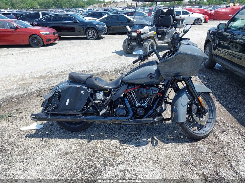 2018 Harley-Davidson Fltrxse Cvo Road Glide VIN: 1HD1TCL15JB958167 Lot: 45301261