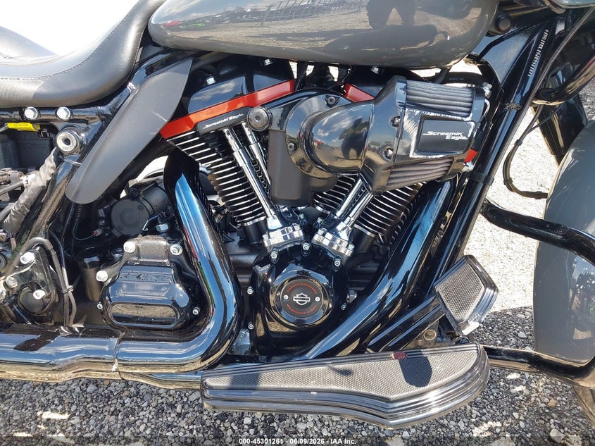 2018 Harley-Davidson Fltrxse Cvo Road Glide VIN: 1HD1TCL15JB958167 Lot: 45301261