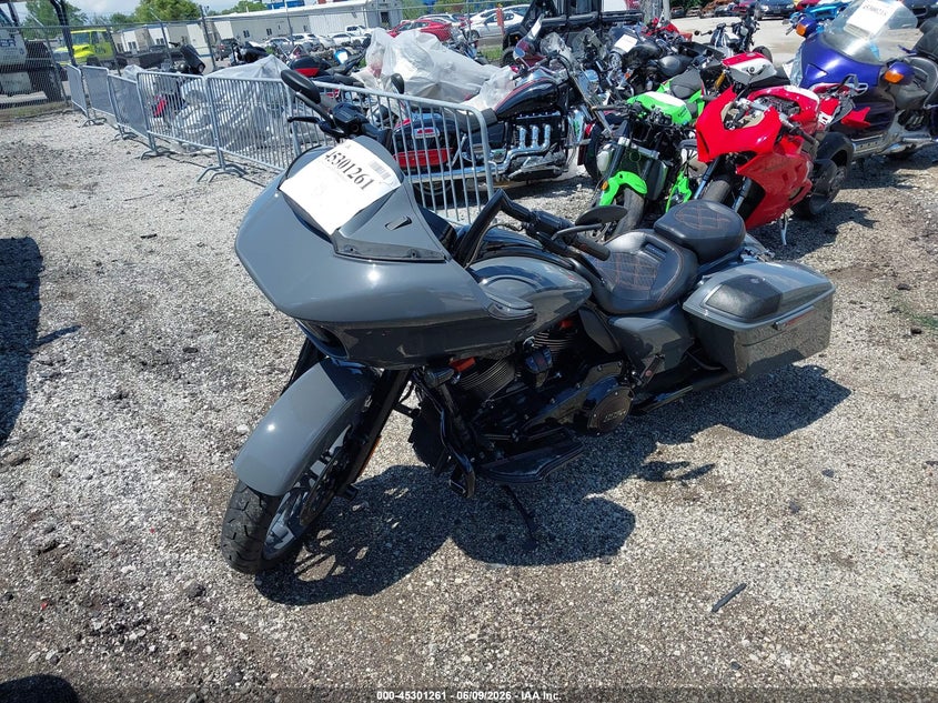 2018 HARLEY-DAVIDSON FLTRXSE auction photo 2