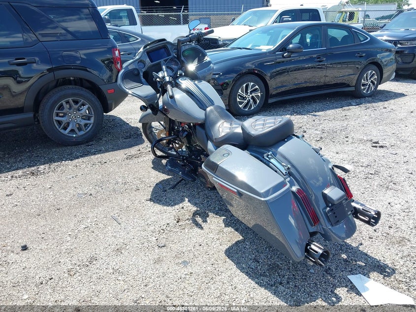 2018 HARLEY-DAVIDSON FLTRXSE auction photo 3