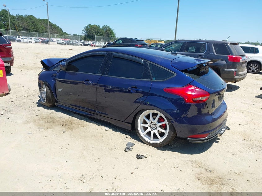 Vin: 1fadp3l95gl358475, lot: 45799283, ford focus st 20163