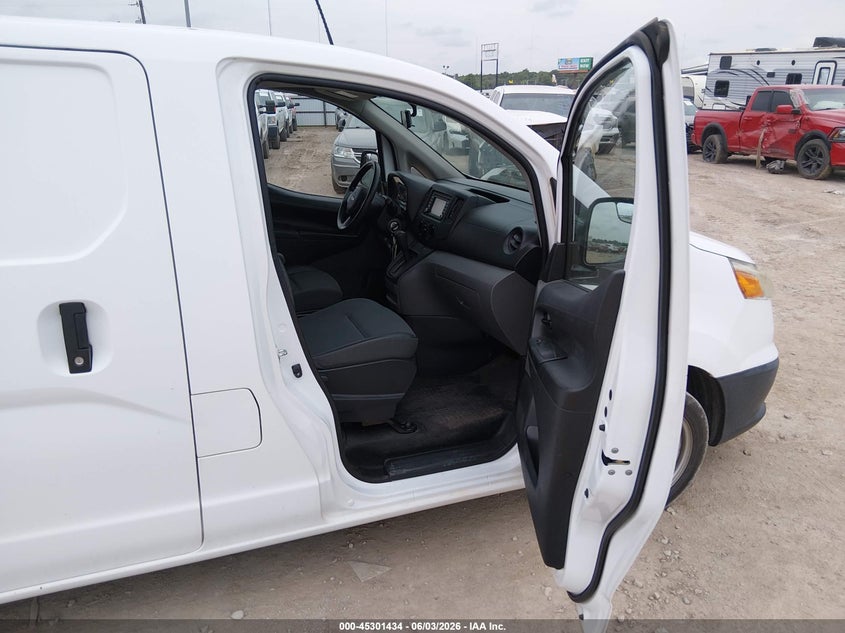 2017 CHEVROLET CITY EXPRESS auction photo 5