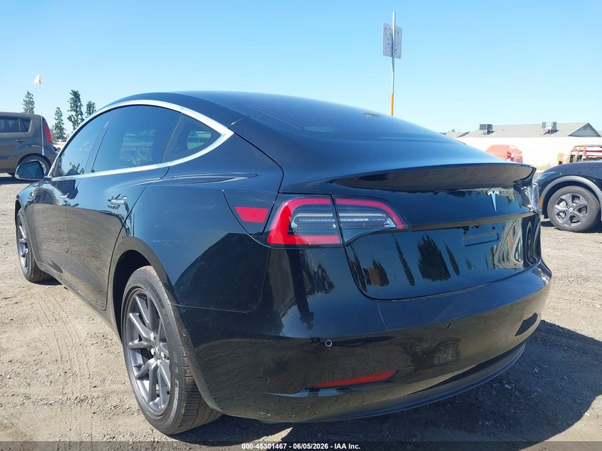 Vin: 5yj3e1ea6jf171635, lot: 45799330, tesla model 3 long range/mid range 20183