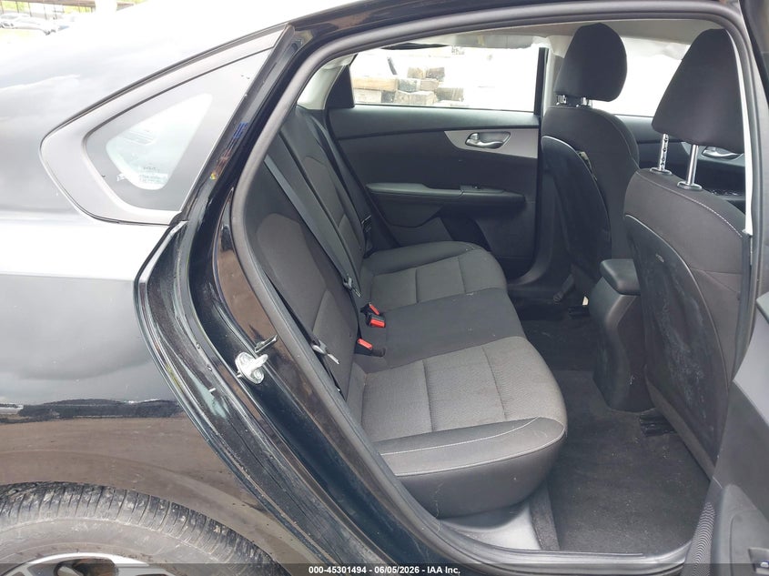 2024 KIA FORTE 2.0L I-4 DOHC, VVT, (VIN: 3KPF24AD8RE729851