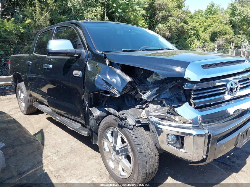 2017 Toyota Tundra 1794 5.7L V8 VIN: 5TFAW5F15HX585077 Lot: 45301520