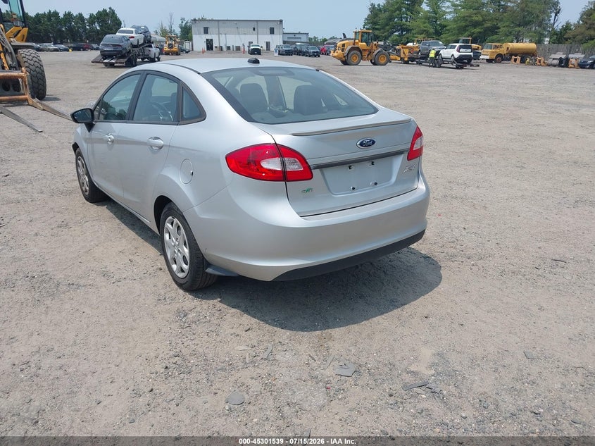 Vin: 3fadp4bj8bm240509, lot: 45799402, ford fiesta se 20113