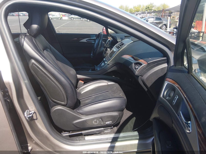 2019 Lincoln Mkz Hybrid Reserve Ii VIN: 3LN6L5MU2KR618141 Lot: 45301616