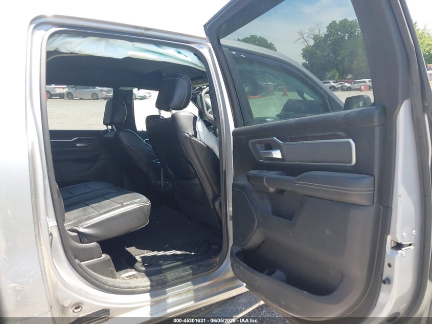 2019 RAM 1500 auction photo 8
