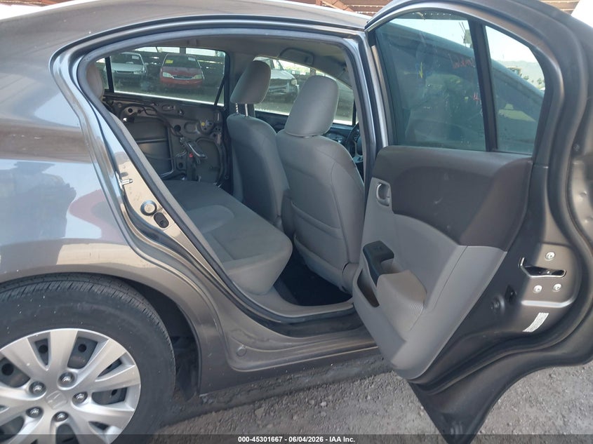 2012 Honda Civic 1.8 Lx grey Lot 111045301667 Vin 2HGFB2F50CH318561