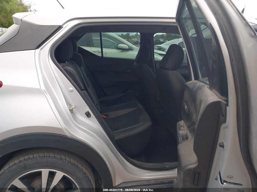 2020 Nissan Kicks Sv Xtronic Cvt VIN: 3N1CP5CV9LL490638 Lot: 45301779