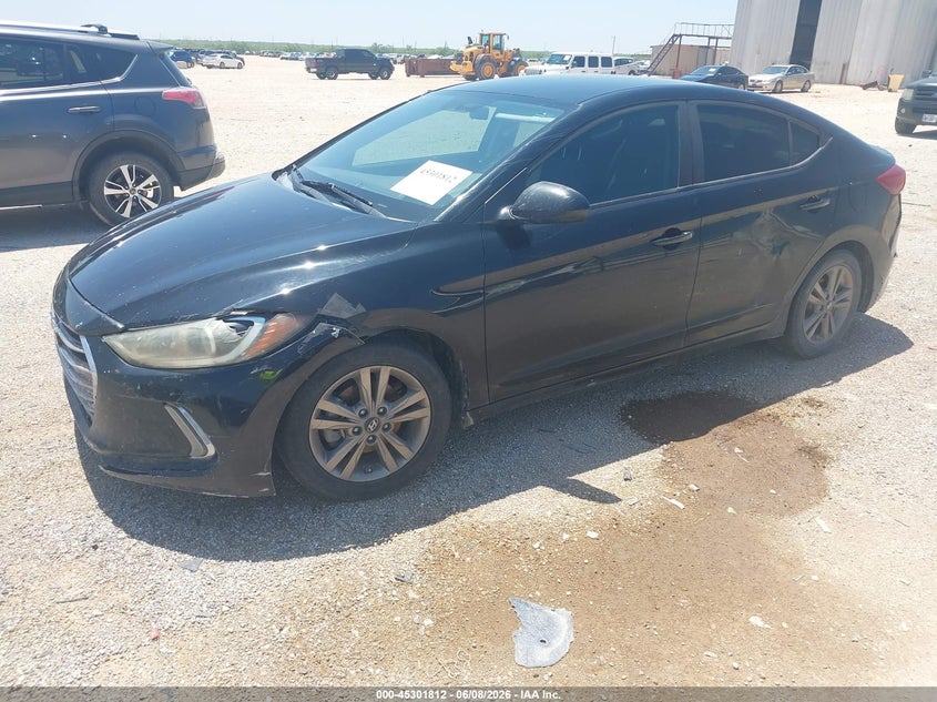 2018 HYUNDAI ELANTRA auction photo 2