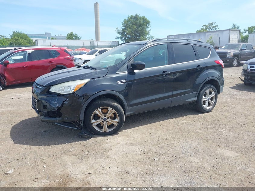 Vin: 1fmcu9gx2euc63885, lot: 45799694, ford escape se 20142