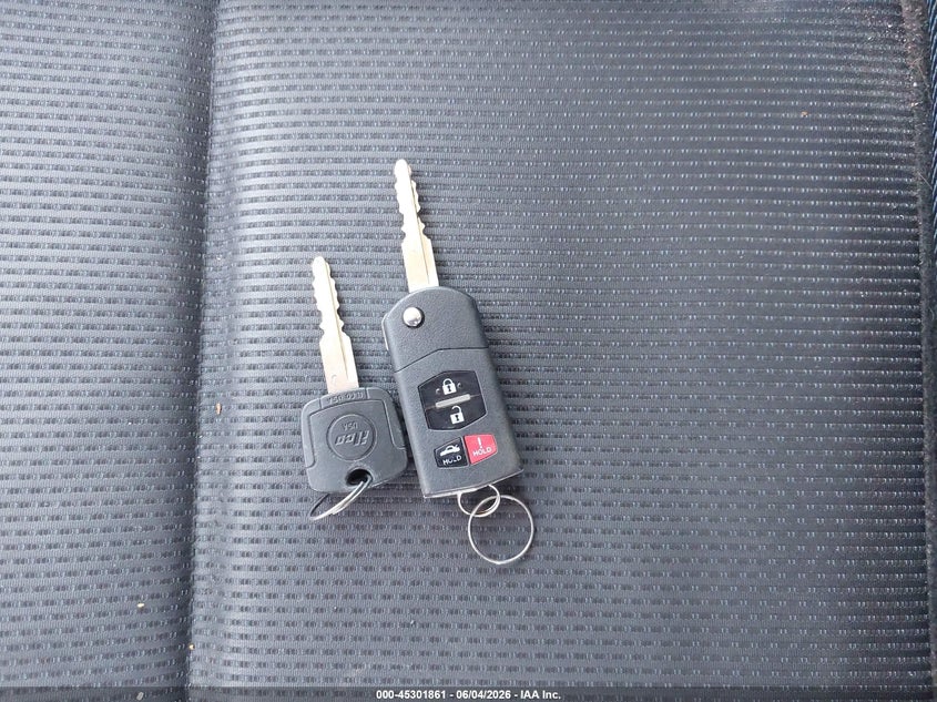 2010 Mazda Mazda3 I Touring VIN: JM1BL1SG0A1261611 Lot: 45301861