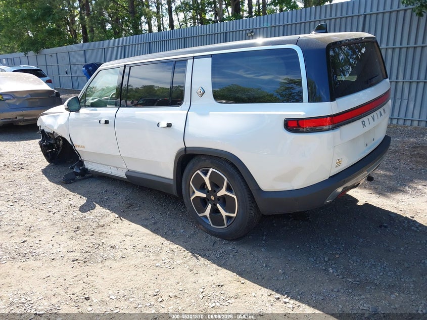 2024 RIVIAN R1S auction photo 3