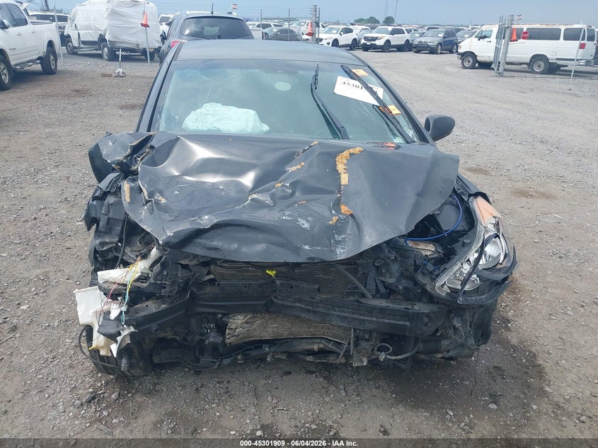 2013 Hyundai Elantra Gls VIN: 5NPDH4AE8DH182308 Lot: 45301909