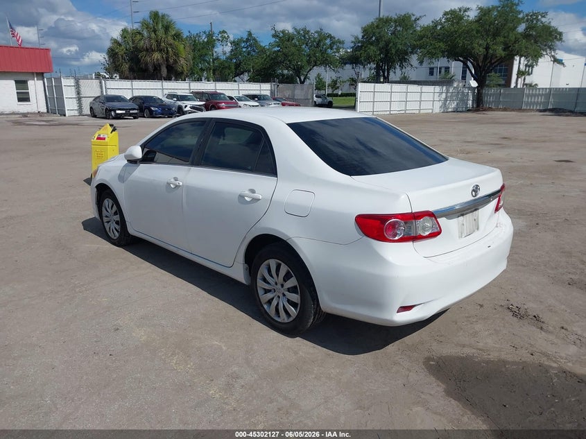 Vin: 2t1bu4ee1dc951277, lot: 45799990, toyota corolla le 20133