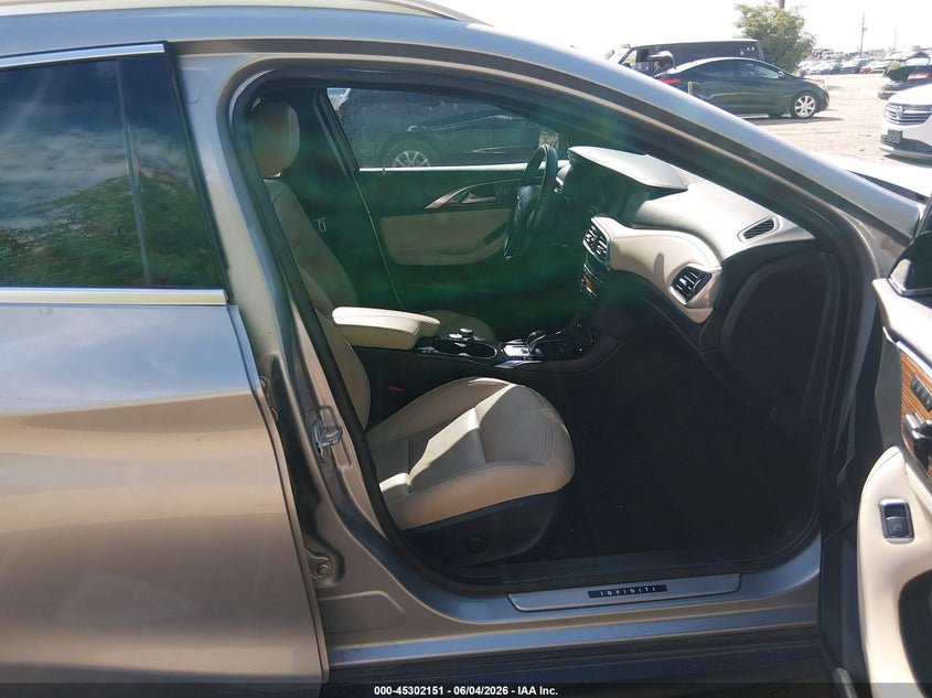 2018 Infiniti Qx30 Premium VIN: SJKCH5CR7JA054255 Lot: 45302151