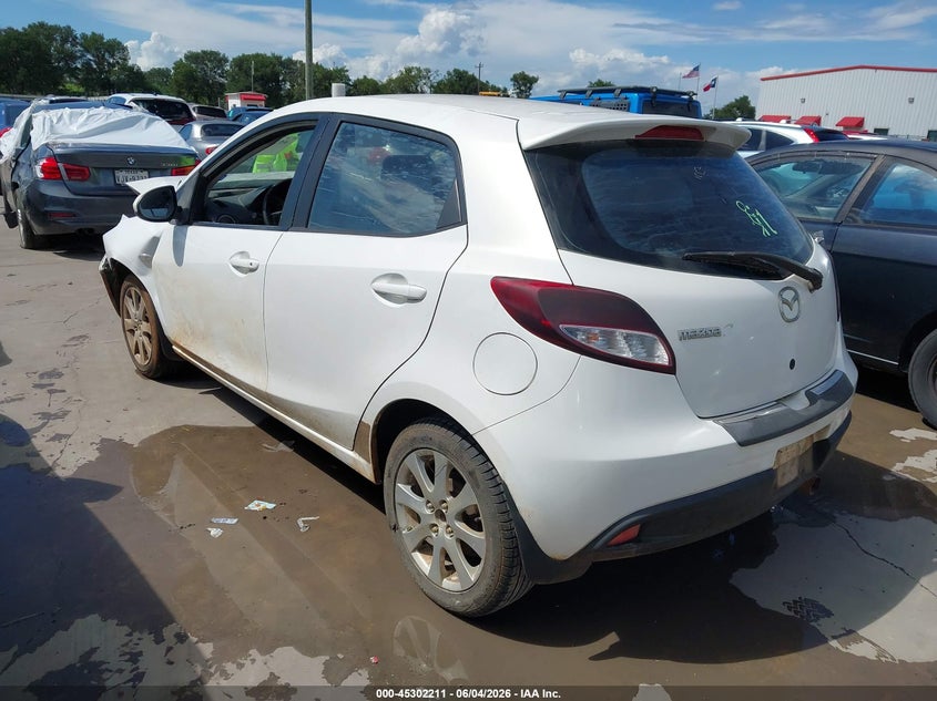 Vin: jm1de1hyxb0117008, lot: 45800074, mazda mazda2 touring 20113