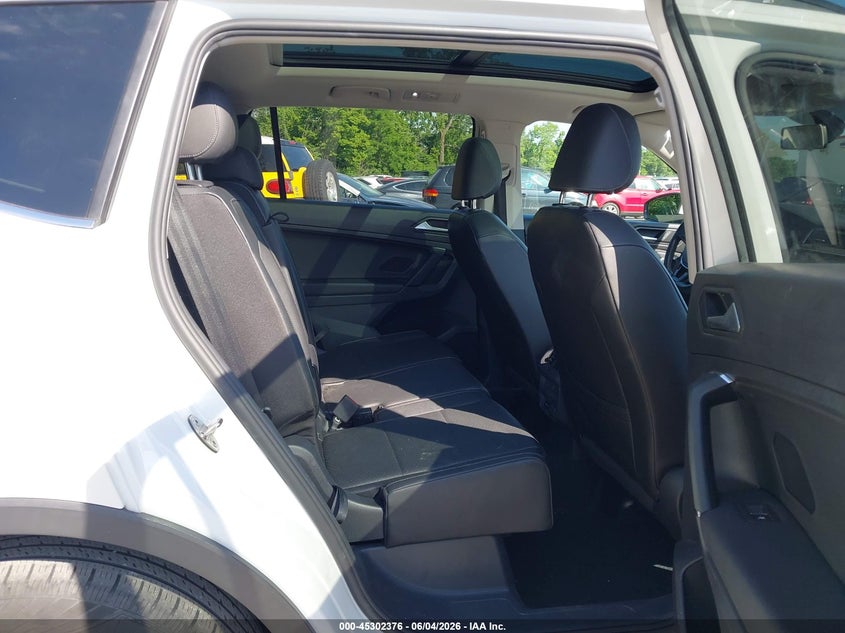 2019 Volkswagen Tiguan 2.0T Se/2.0T Sel/2.0T Sel R-Line/2.0T Sel R-Line Black VIN: 3VV2B7AX2KM190103 Lot: 45302376
