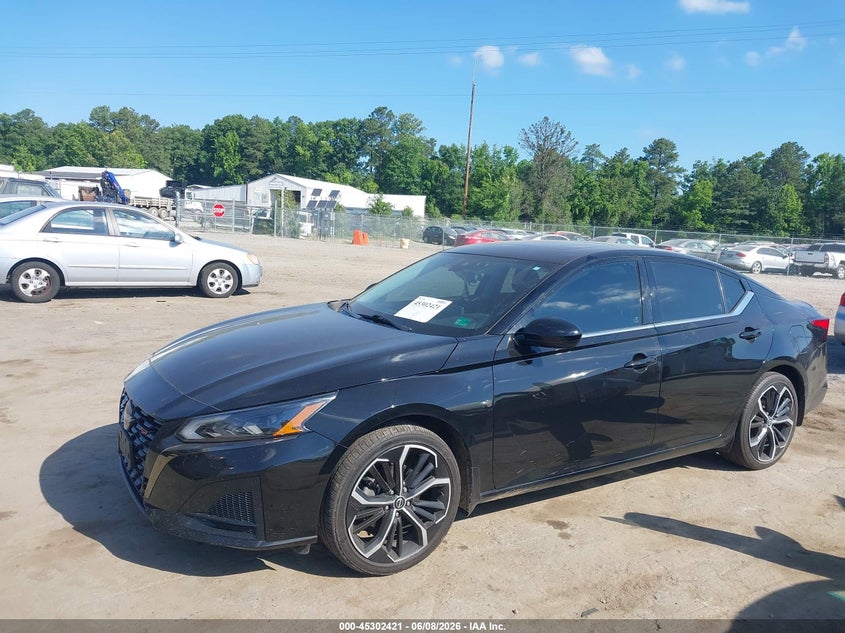 AtlanticExpress - Nissan Altima