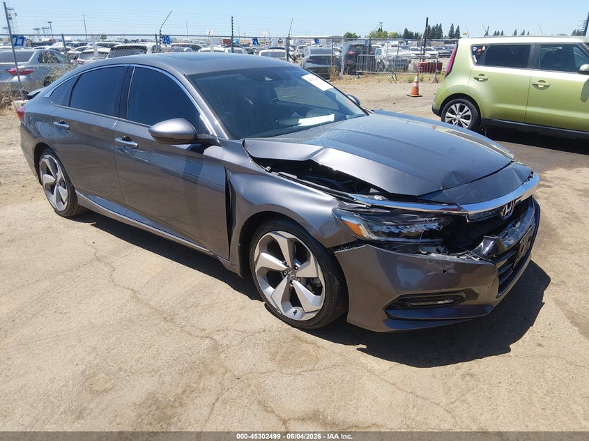 2019 HONDA ACCORD TOURING 2.0T — Photo gallery