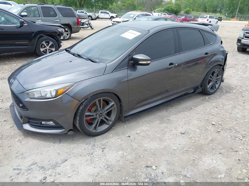 Vin: 1fadp3l96hl343355, lot: 45800416, ford focus st 20172