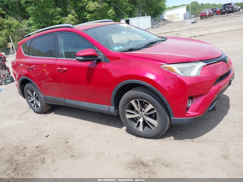 2017 TOYOTA RAV4 auction photo 1