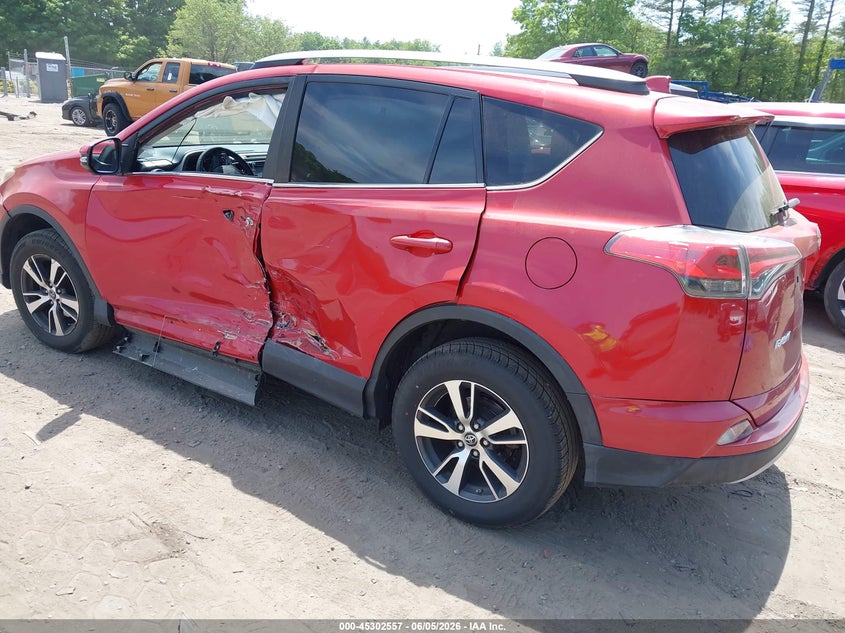 2017 TOYOTA RAV4 auction photo 3