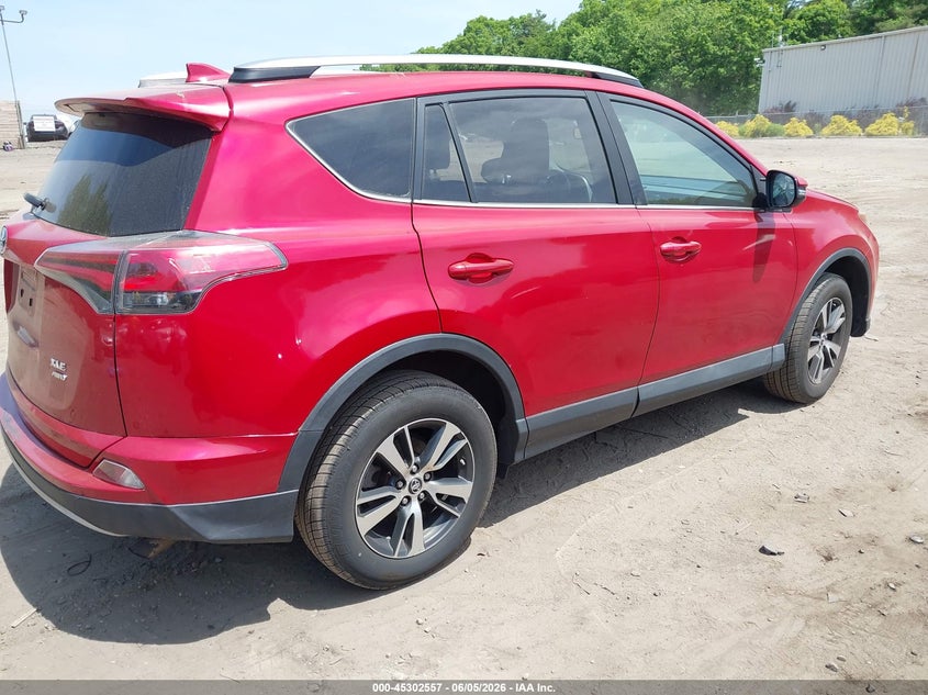 2017 TOYOTA RAV4 auction photo 4