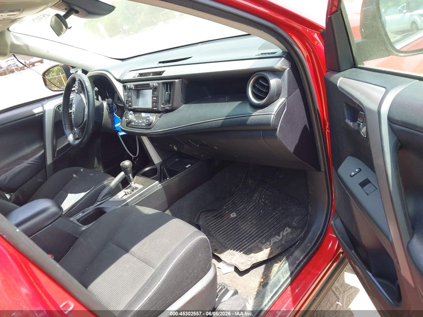 2017 TOYOTA RAV4 auction photo 5