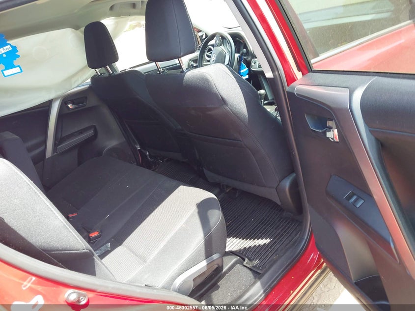 2017 TOYOTA RAV4 auction photo 8
