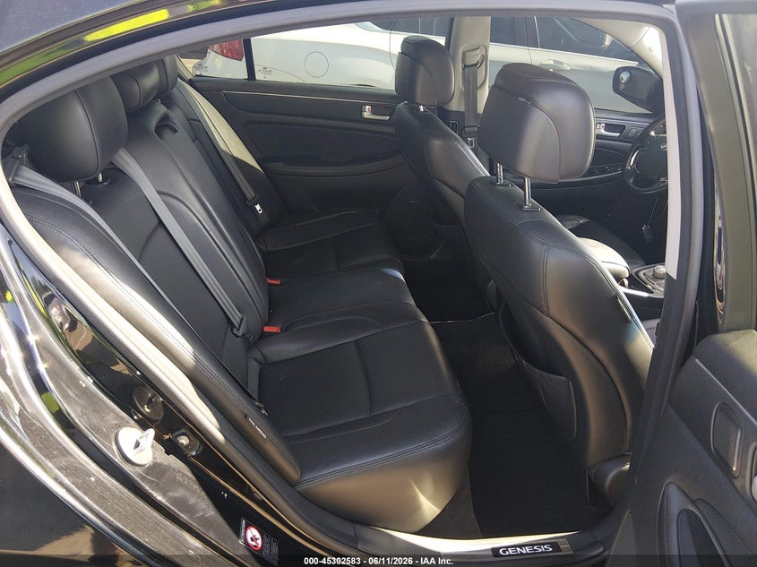 2012 HYUNDAI GENESIS auction photo 8